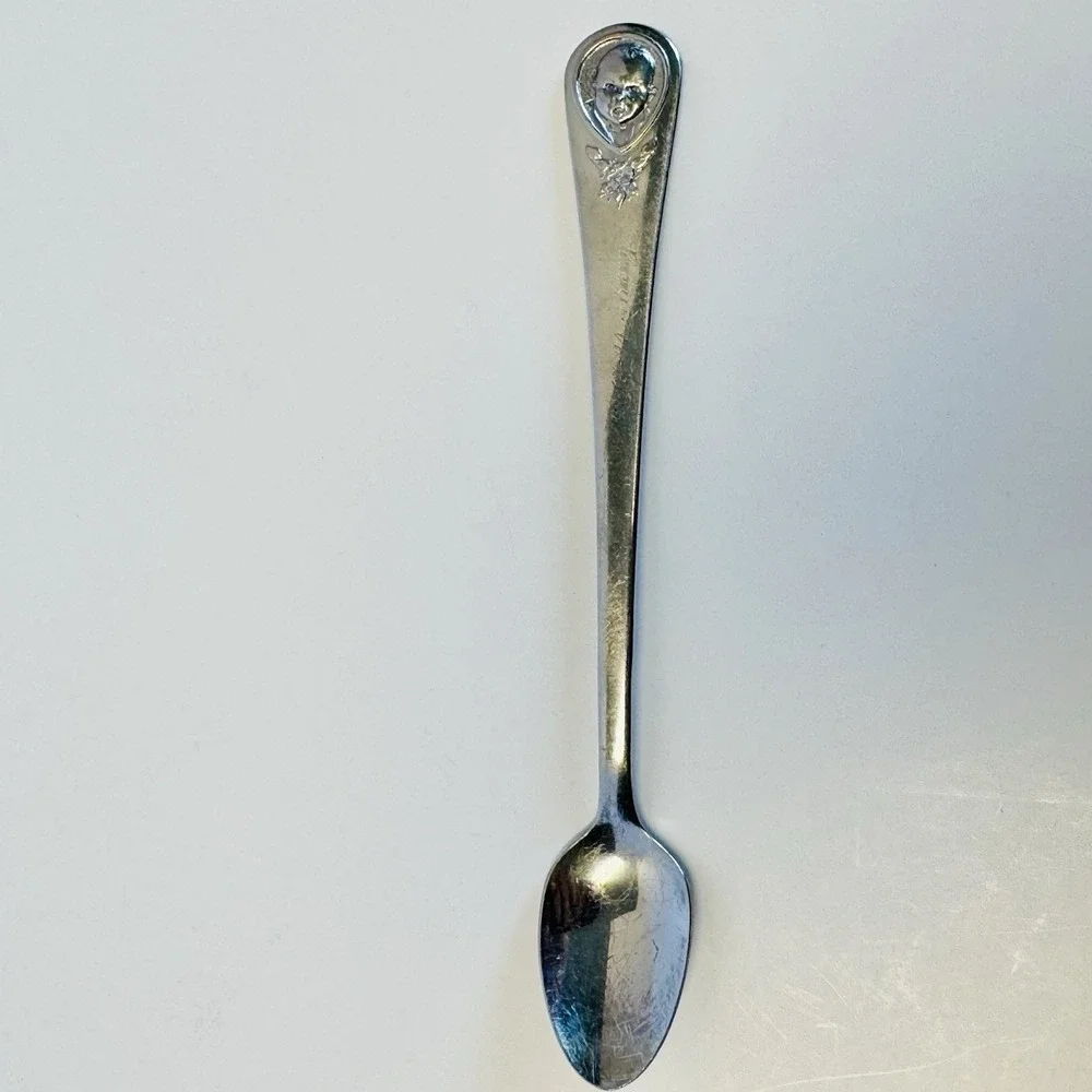 Vintage Gerber Oneida Baby Spoon Winthrop Silver‎ Plate 5.5